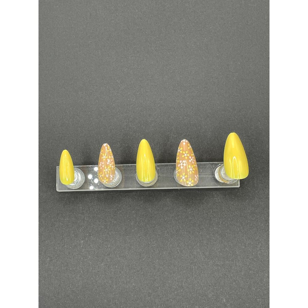 24 pcs Press on nails